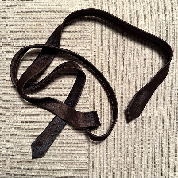 Narrow Skinny Iridescent Brown Neck Tie - Picture 12 of 13